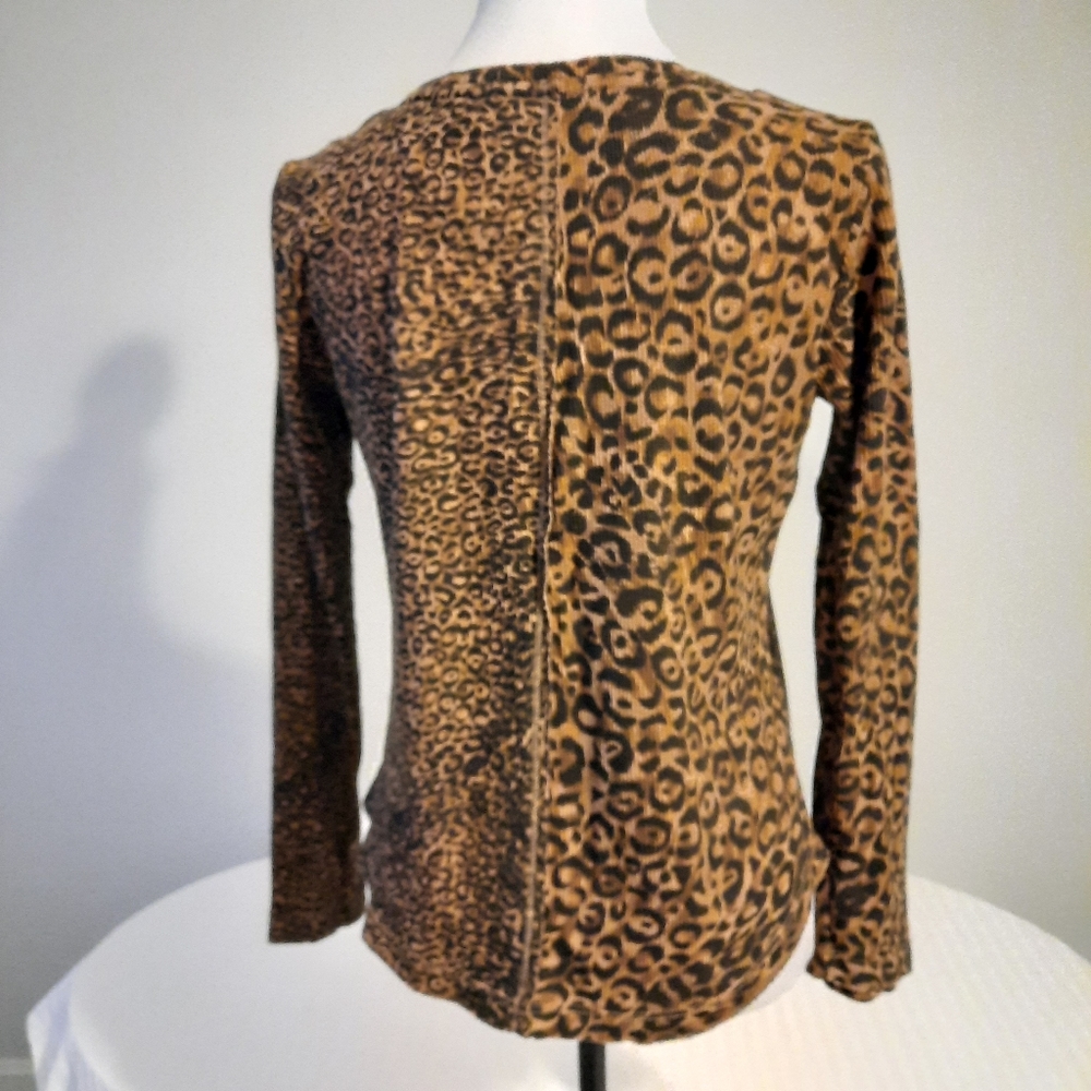 2/$25 - Pilcro Animal print top - Picture 3 of 13